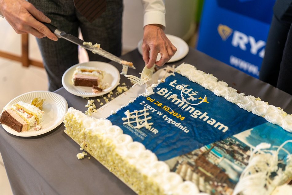 Lotnisko w Łodzi. Nowy kierunek wystartował! Pierwsi pasażerowie odlecieli do Birmingham