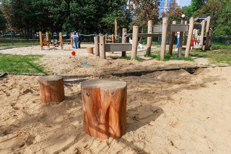 Łódź. Nowy park zabaw na Widzewie w Łodzi. Takiego miejsca chcieli łodzianie