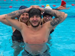 Pierwsze w tym sezonie morsowanie w Aquaparku Fala w Łodzi