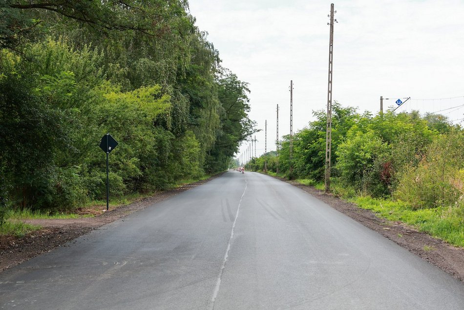 Łódź. Remont Jędrzejowskiej i Dworcowej w Łodzi. Ostatnie prace drogowców i zmiany MPK Łódź
