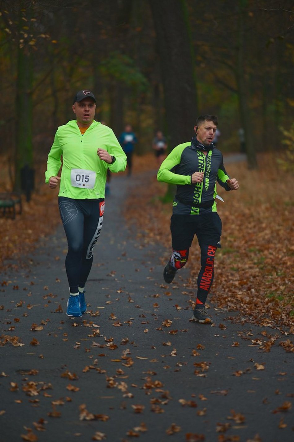 Łódź. Bieg Niepodległości w parku Julianowskim