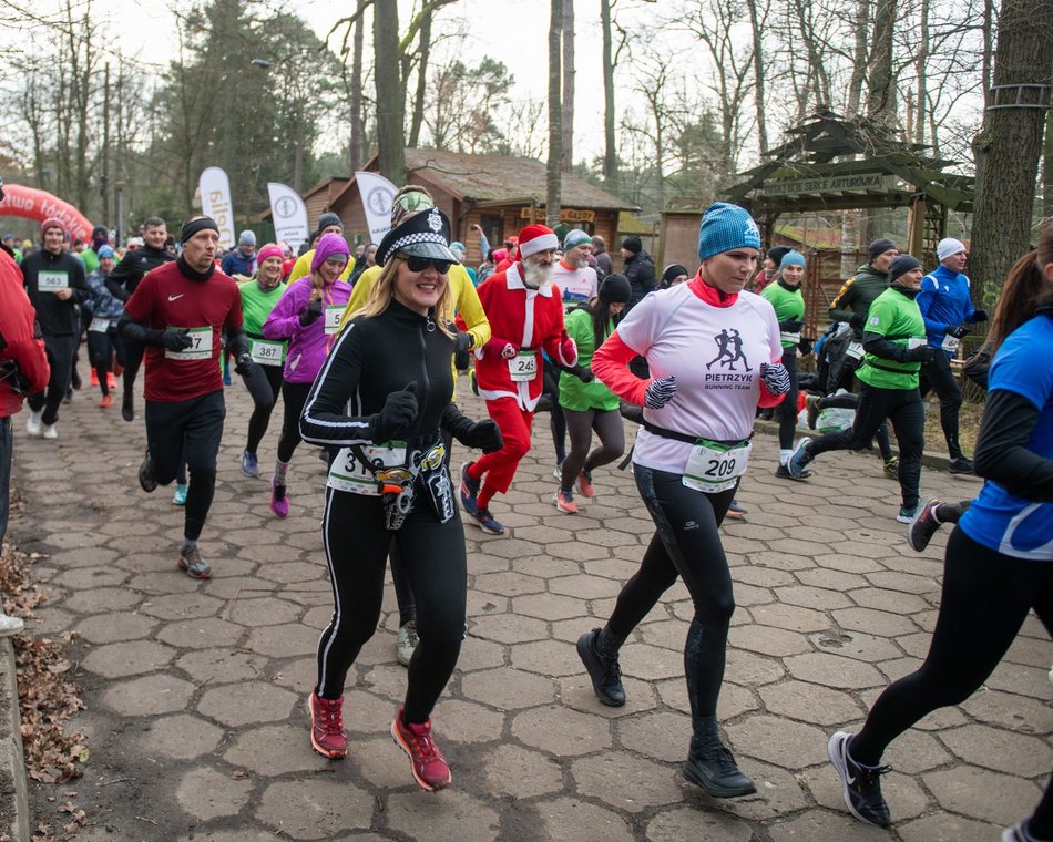 Łódź. Bieg Sylwestrowy w Arturówku