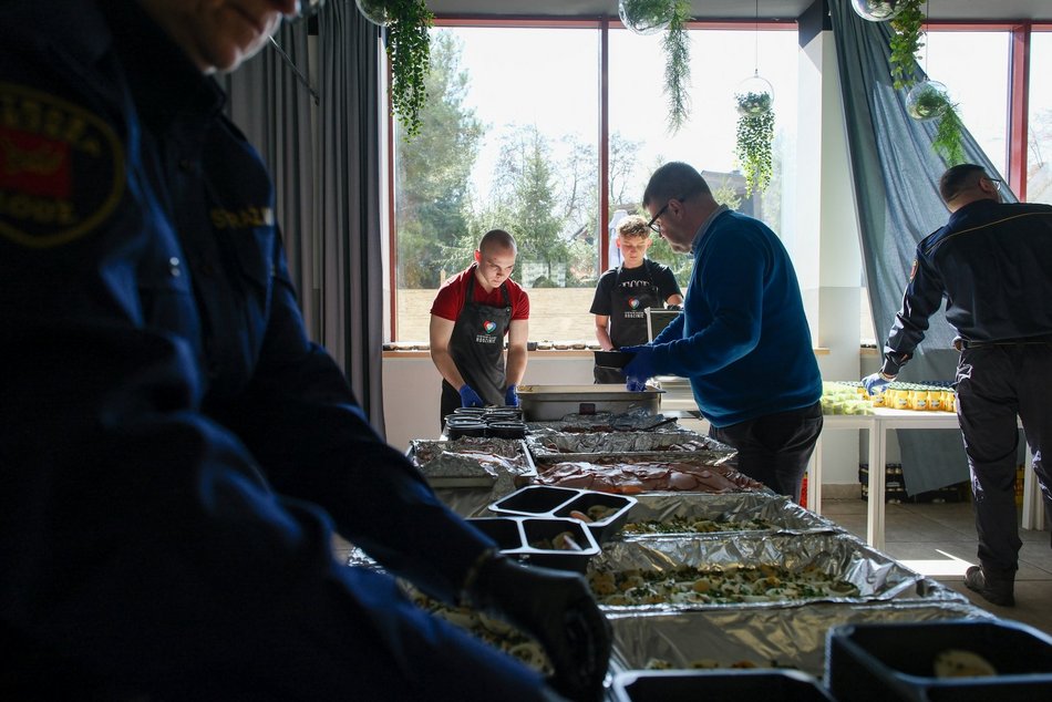 Gotują 400 litrów żurku na Miejskie Śniadanie Wielkanocne 2026 w Łodzi. Trwają przygotowania!