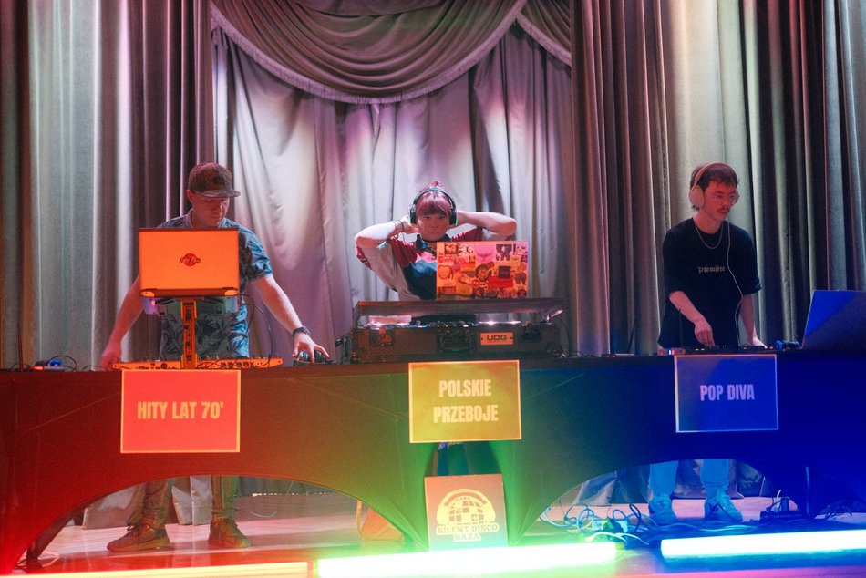 Łódź. Silent disco w Muzeum Miasta Łodzi. Wielkie świętowanie w Pałacu Poznańskich!