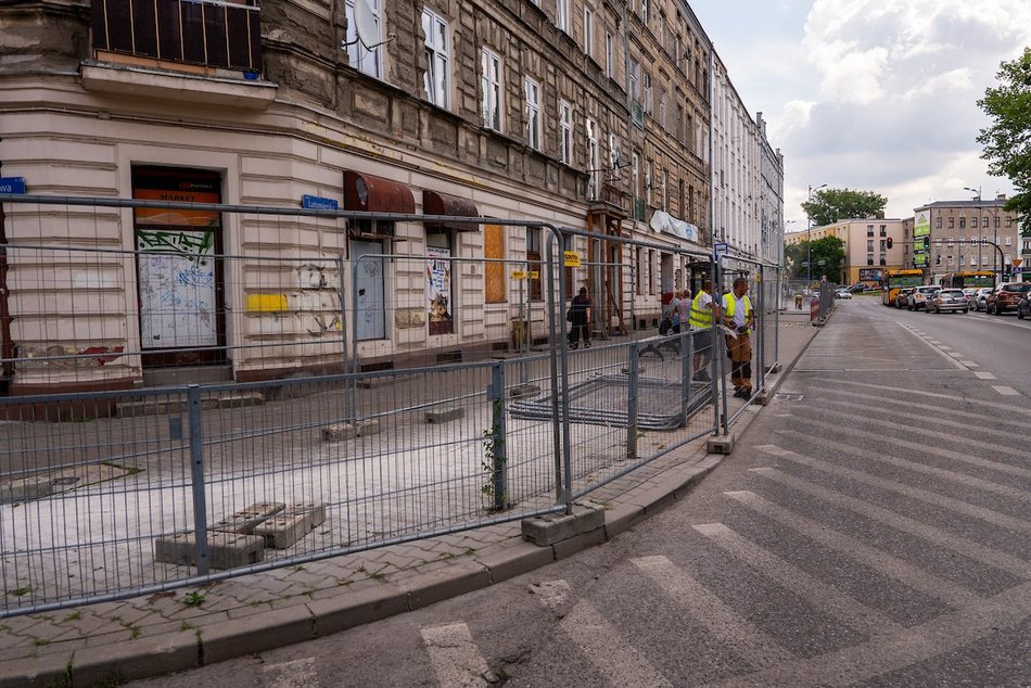 Łódź. Był beton, będą rośliny! Lutomierska w Łodzi zazieleni się na naszych oczach