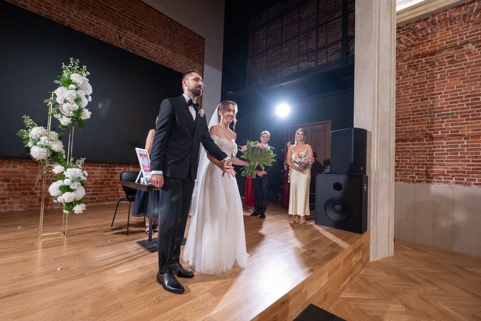 Łódź. Niezwykły ślub w Grand Hotelu w Łodzi. Para młoda wylicytowała go na aukcji WOŚP