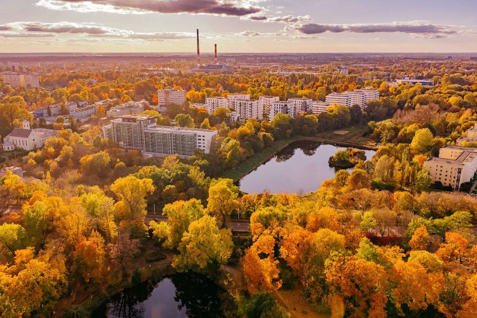 Łódź. Jesienna Łódź z lotu ptaka. Te zdjęcia zapierają dech w piersiach