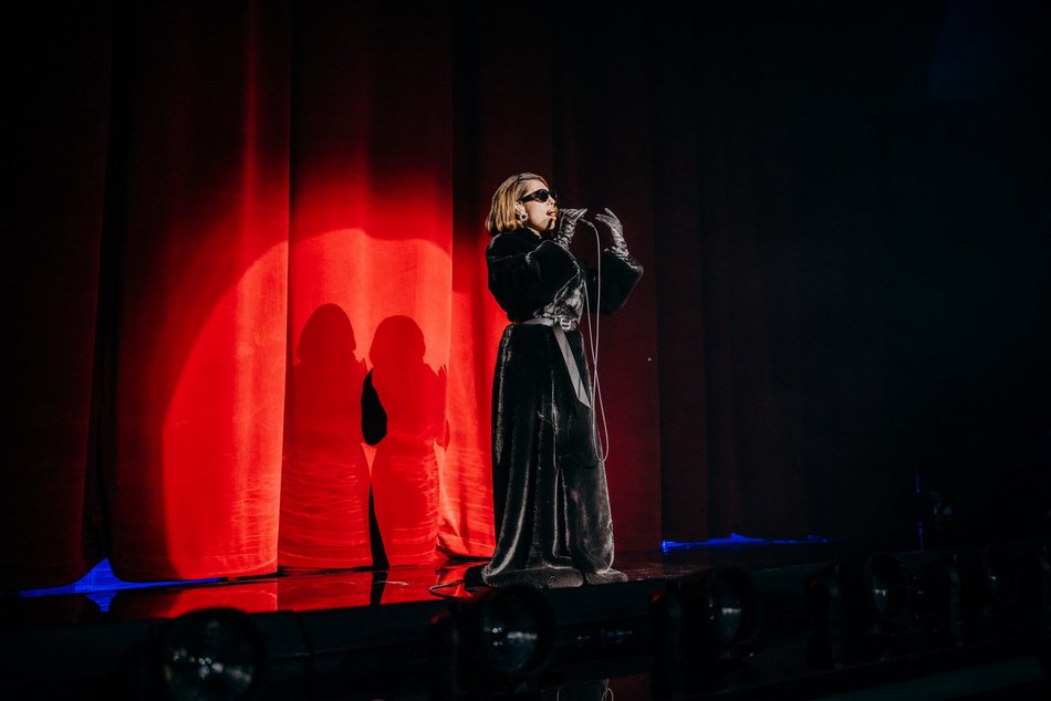 Raye oczarowała publiczność Atlas Areny. Supergwiazda wystąpiła w Łodzi