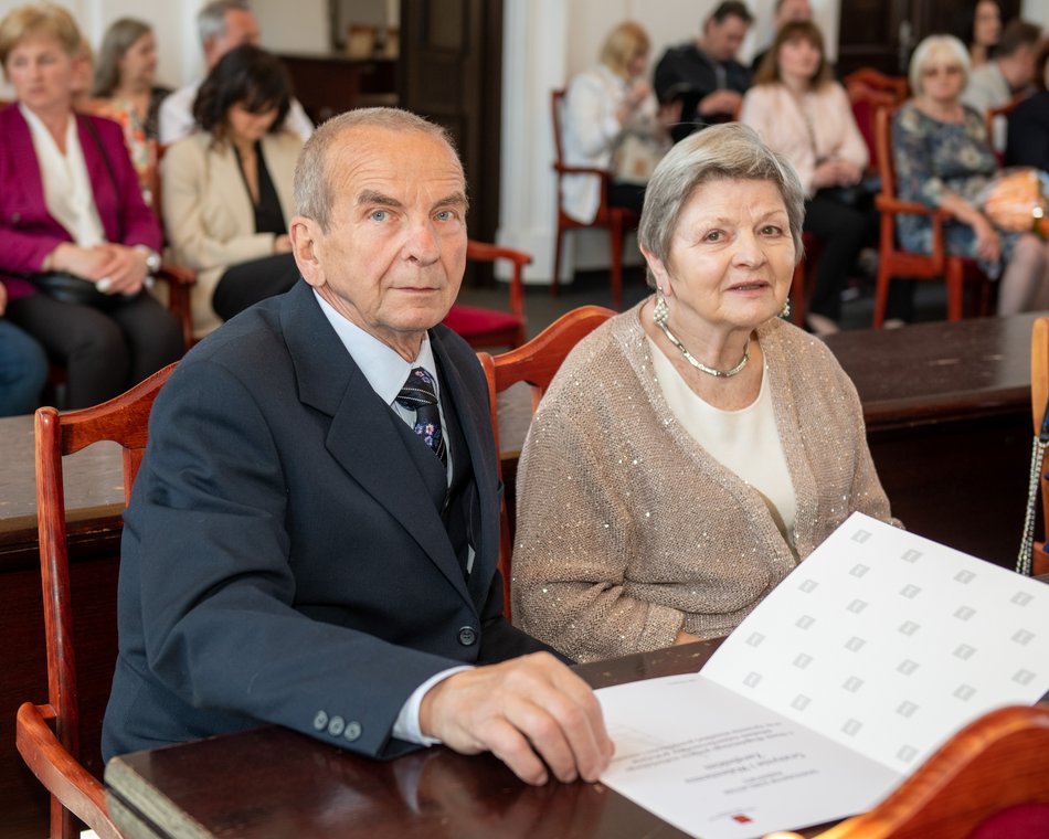 Medale za długoletnie pożycie małżeńskie trafiły do jubilatów z Łodzi.