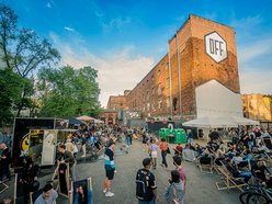 OFF Piotrkowska otwiera ogródki. DJ, food trucki, kącik dla dzieci i wiele innych.