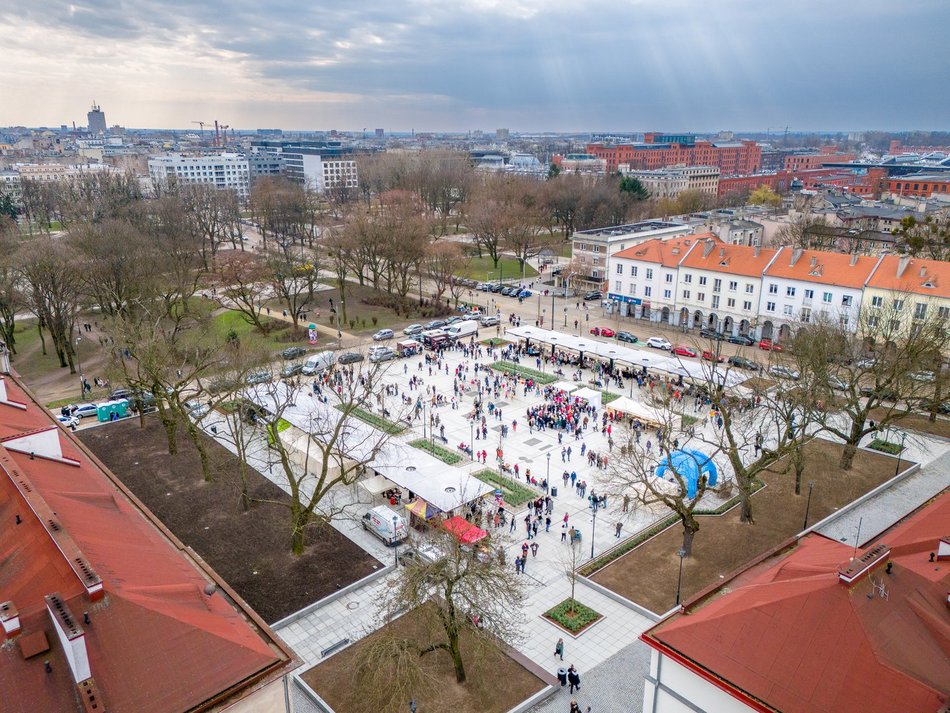 Stary Rynek otwarty po remoncie