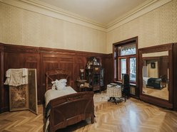 Łódź. Zabytkowa tapeta w Pałacu Rodziny Poznańskich