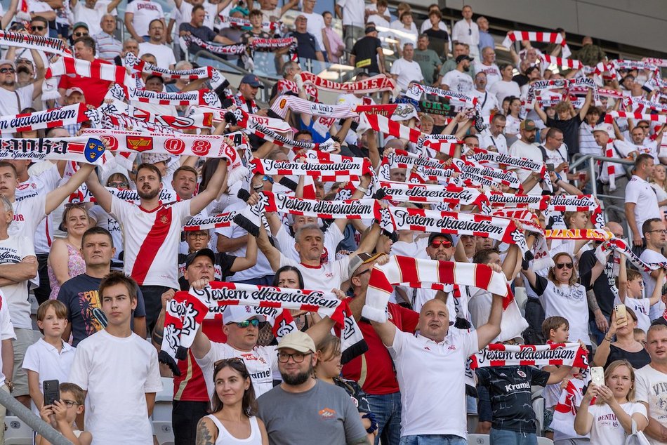 Łódź. Kibice na meczu ŁKS Łódź ze Stalą Mielec. Byłeś? Odszukaj się w naszej galerii