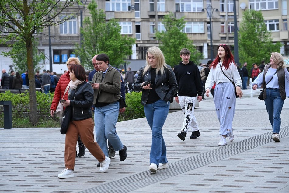 Noc Muzeów Łódź 2026. Znajdź siebie w kolejce do muzeum!