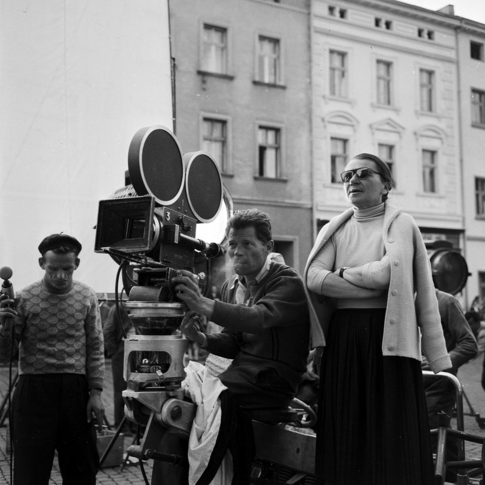 Łódź. Pomiędzy światami i pokoleniami. Wanda Jakubowska, Joanna Kulmowa, Rachela Lipstein i Dina Matus