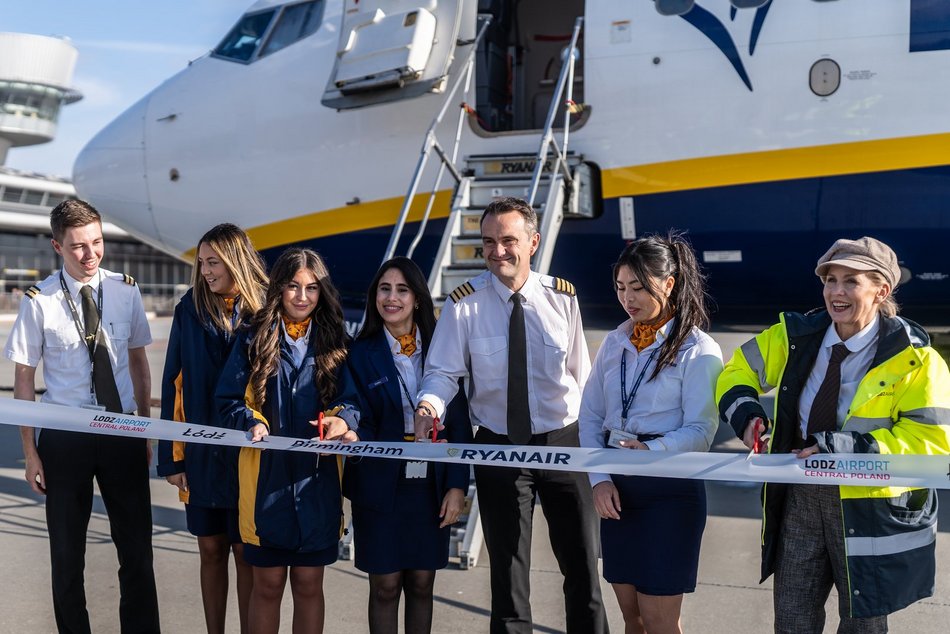 Lotnisko w Łodzi. Nowy kierunek wystartował! Pierwsi pasażerowie odlecieli do Birmingham