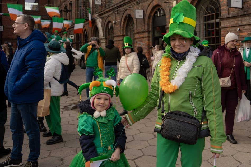 Łódź. Parada Świętego Patryka przeszła Piotrkowską. Było tłumnie, gwarnie i… zielono!