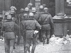 Dekret grudniowej nocy. Co działo się w Łodzi pod koniec 1980 roku?