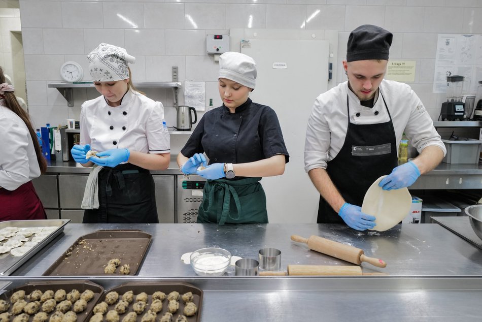 Świąteczne gotowanie w Zespole Szkół Gastronomicznych w Łodzi