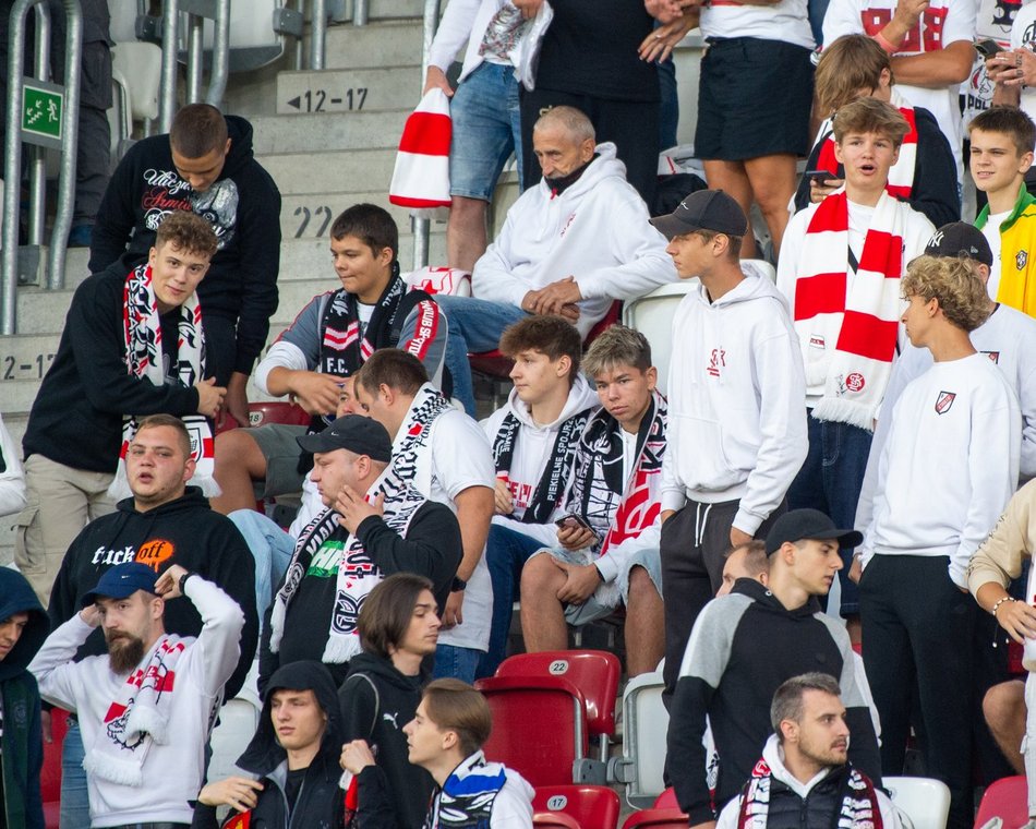 Kibice na meczu ŁKS Łódź z Górnikiem Łęczna