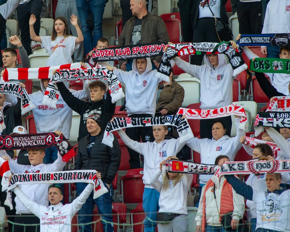 Kibice podczas meczu ŁKS Łódź - Puszcza Niepołomice