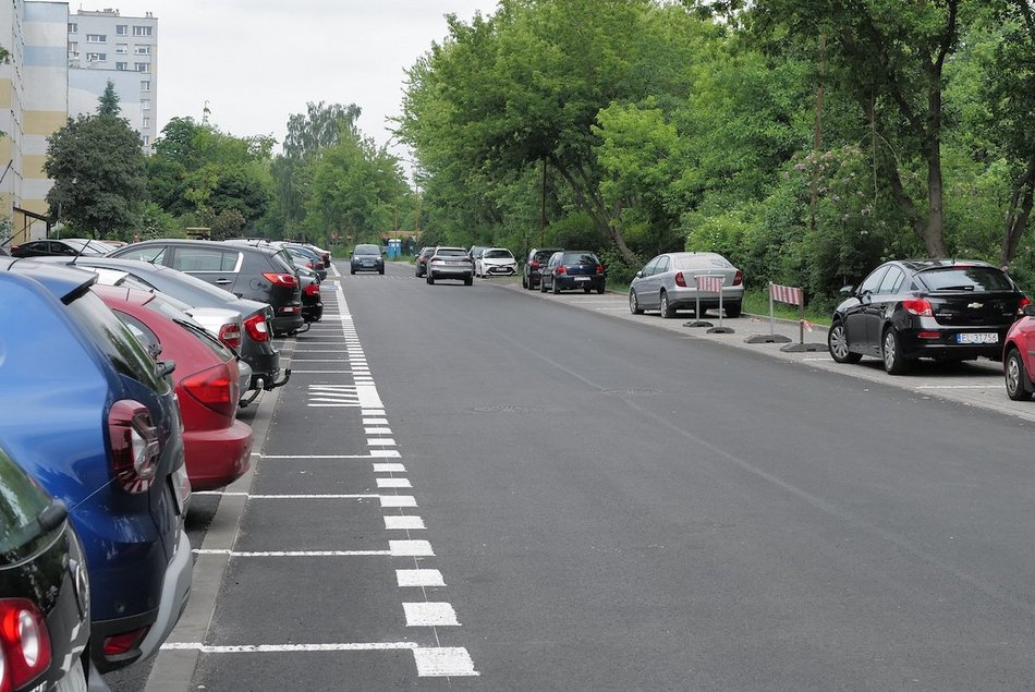 Remont Bartoka zakończony. Aż 280 miejsc parkingowych dla mieszkańców!