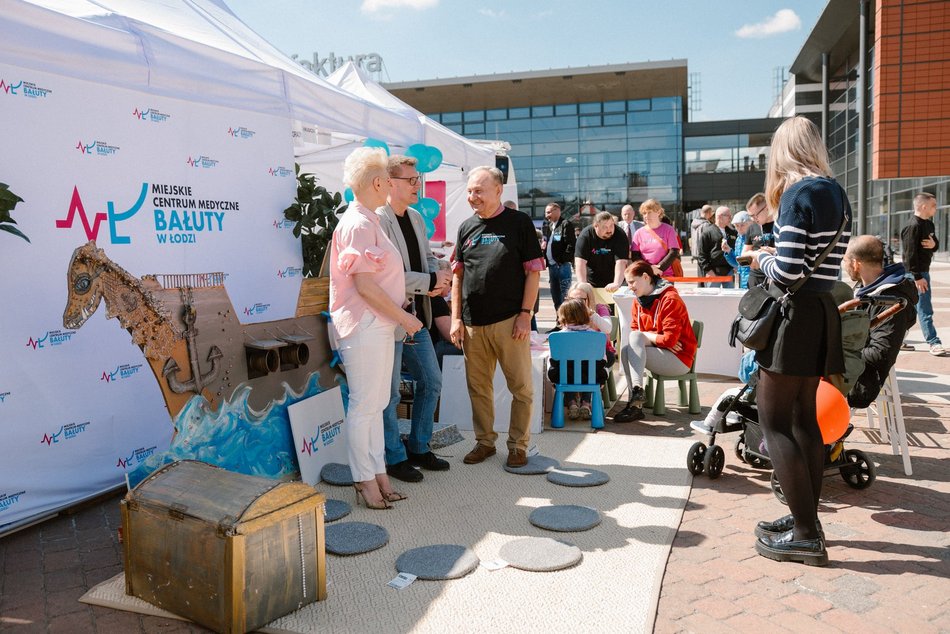 Łódź Miejski Dzień Zdrowia w Manufakturze. Nauka pierwszej pomocy, gry, zabawy, eksperci i więcej