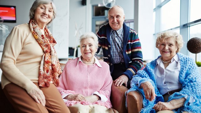 Kąciki Babci i Dziadka. Nowa przestrzeń dla seniorów w Domach Pomocy Społecznej w Łodzi 