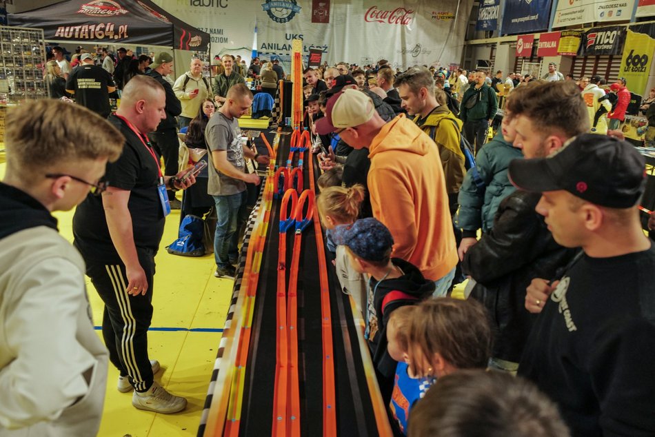 Łódź. Targi Modeli Samochodowych w Łodzi przyciągnęły tłumy! Gratka dla fanów Hot Wheels