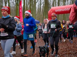 Xmas Run 2025 w Łagiewnikach w Łodzi. Odszukaj się w galerii