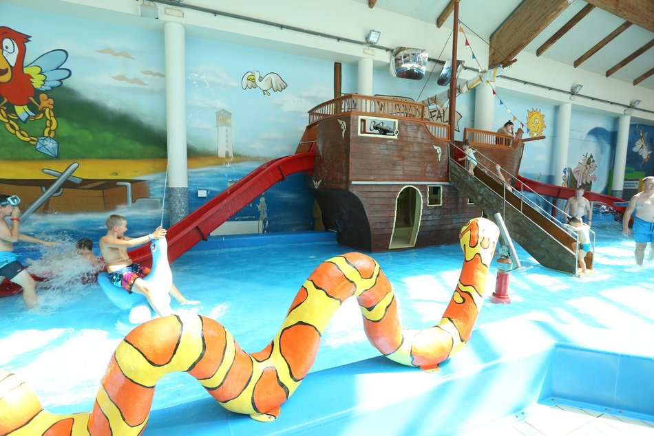 Wyskocz na trampoliny w Aquaparku Fala w Łodzi!