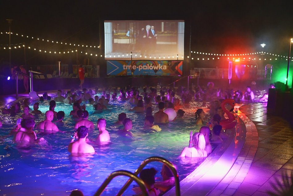 Łódź. Pink Party w Aquaparku Fala. To najbardziej różowa impreza w Łodzi