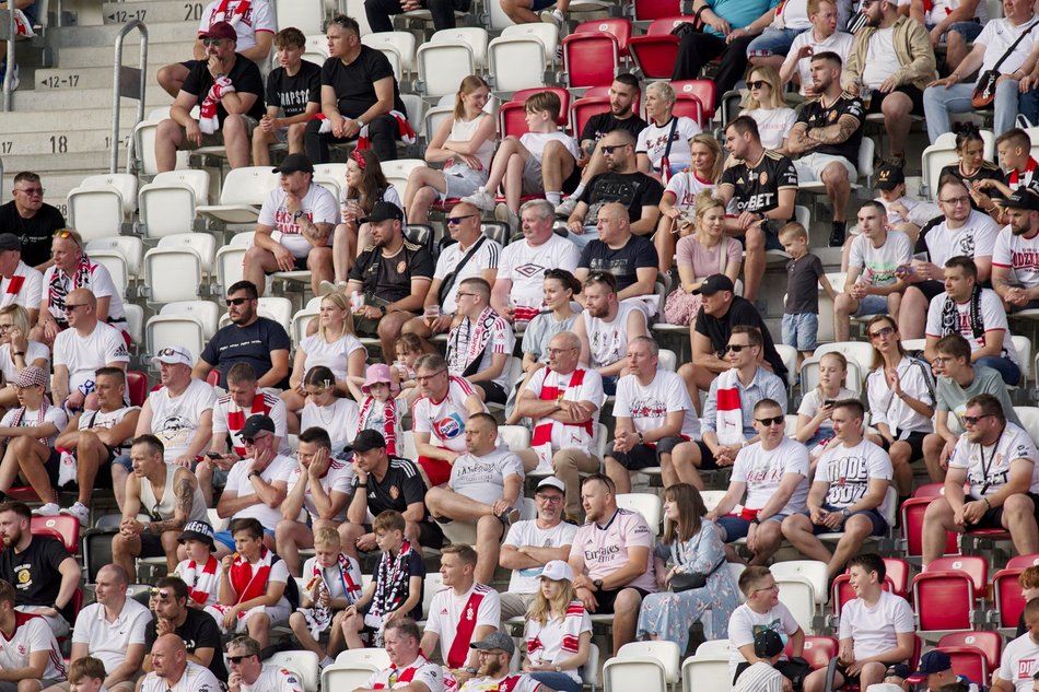 Kibice na meczu ŁKS Łódź ze Stalą Mielec