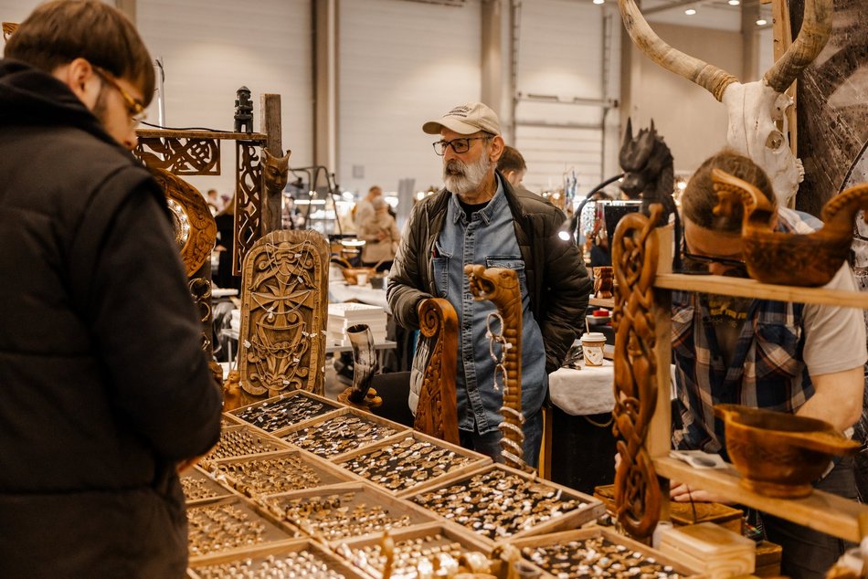 Łódź. Targi kamieni w hali Expo Łódź. Minerały, naturalna biżuteria, rękodzieło i... meteoryty!