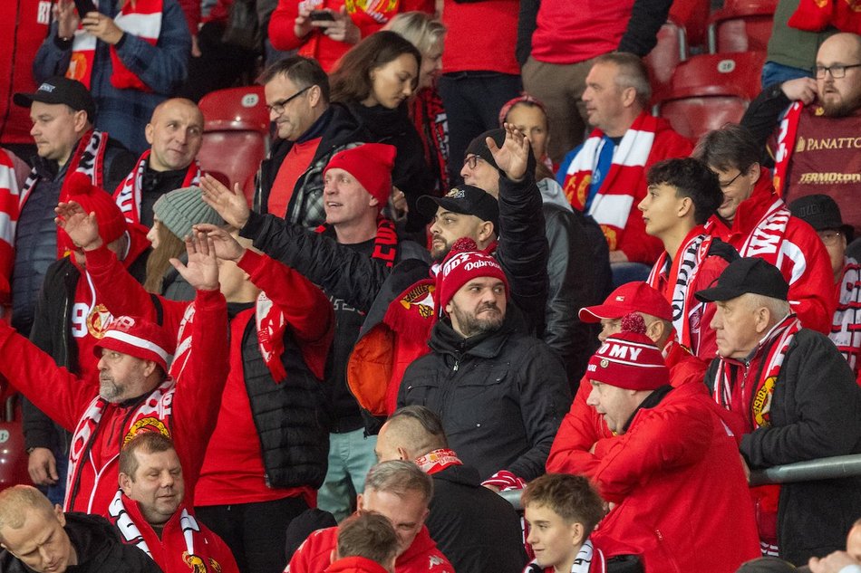 Kibice na meczu Widzewa Łódź z Radomiakiem Radom