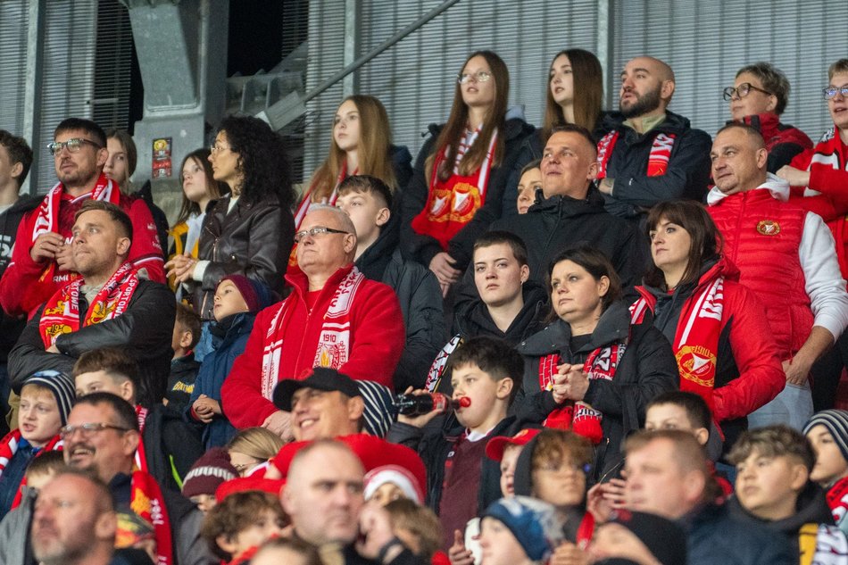 Kibice na meczu Widzewa Łódź z Zagłębiem Lubin. Byłeś/aś? Odszukaj się w galerii