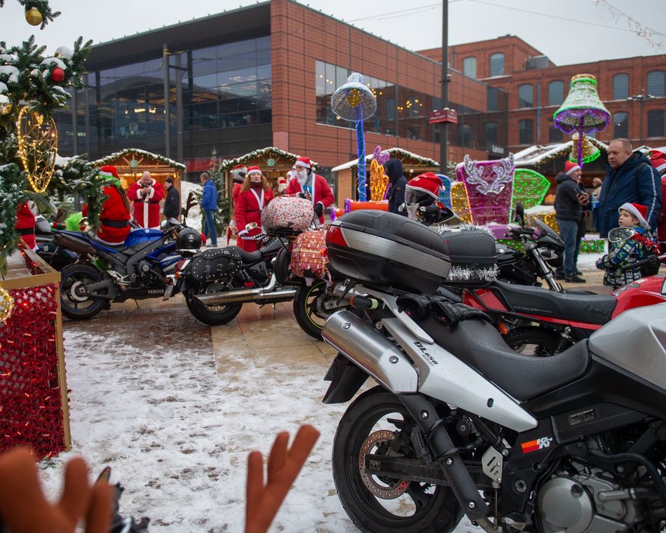 MotoMikołaje zawitali do Manufaktury