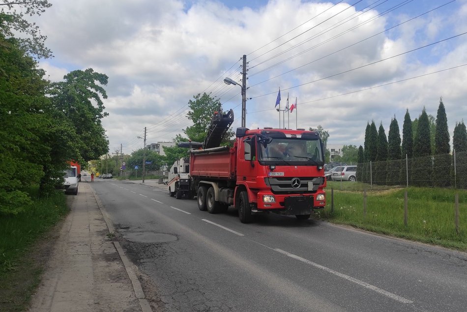 Ekipa drogowa na Zakładowej