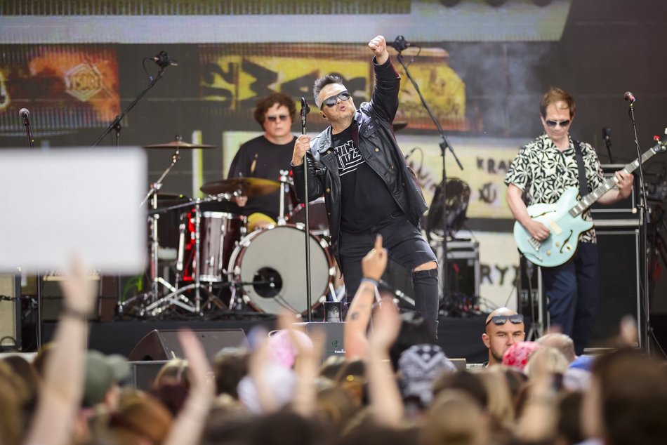 T.Love na Łódź Summer Festival 2025. Kultowy polski zespół zagrał na Łódzkich Błoniach