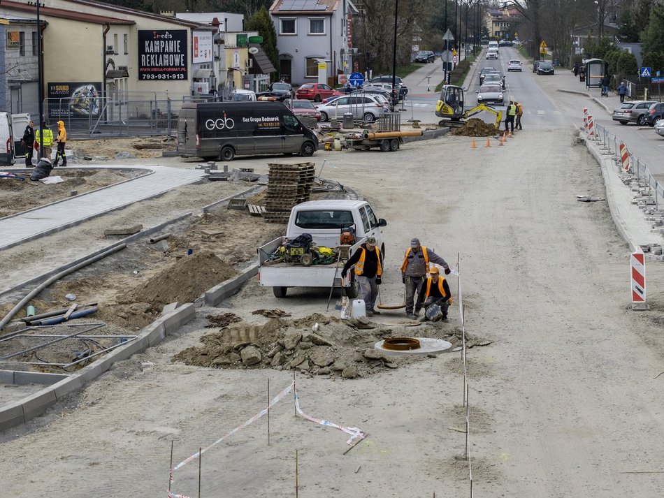 Dojazd do S14 to wielki plac budowy. Najnowszy raport z inwestycji