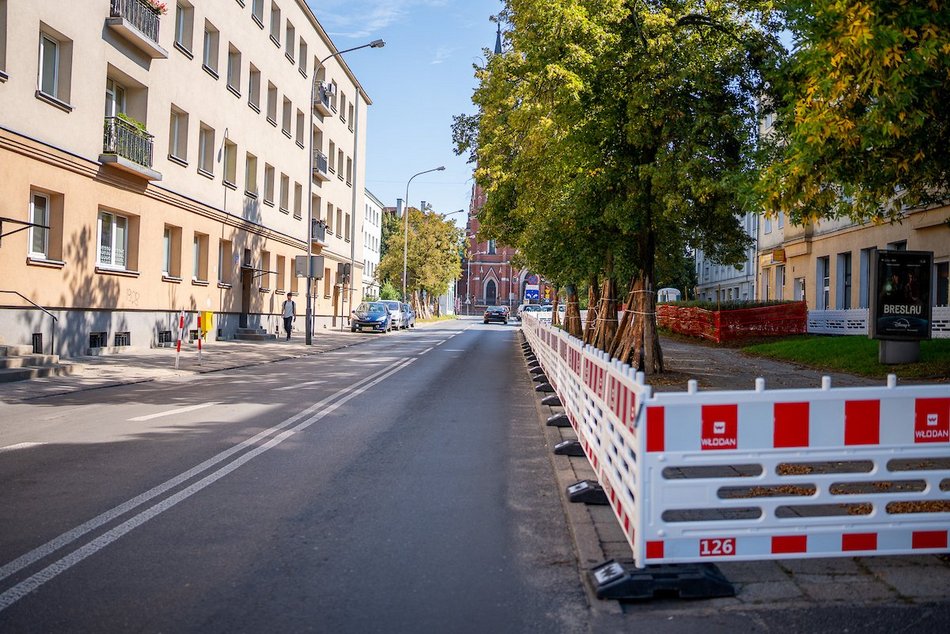 Remont Lutomierskiej w Łodzi. Są już wygrodzenia, lada chwila start prac
