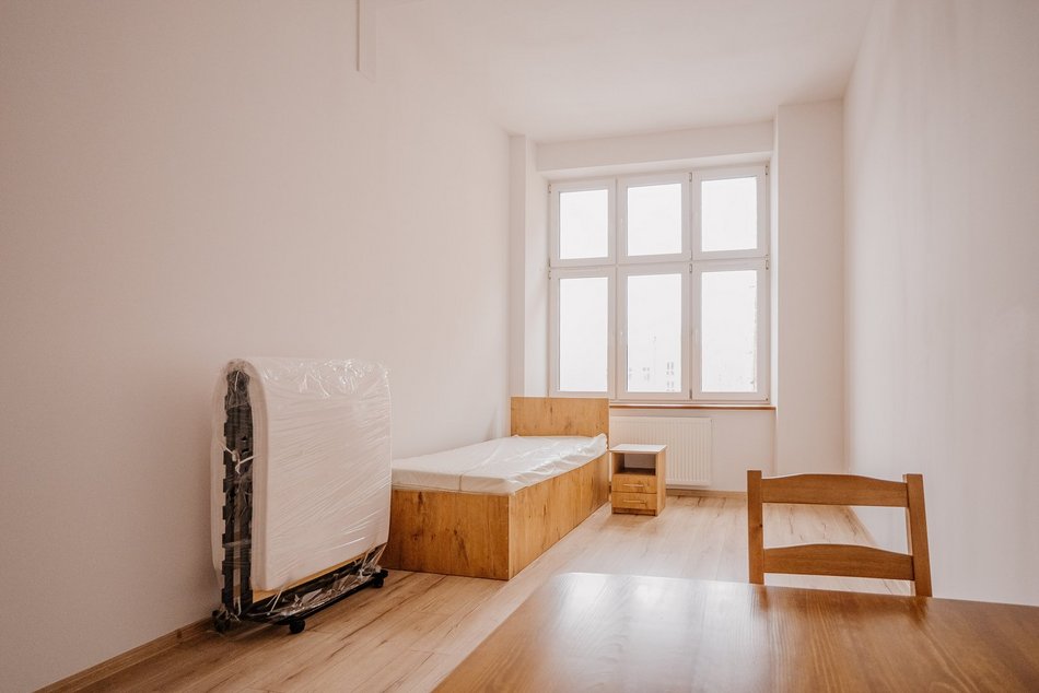 Łódź. Mieszkania dla osób w kryzysie bezdomności w Łodzi. Czym są tymczasowe „dachy nad głową"?