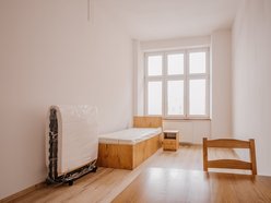 Łódź. Mieszkania dla osób w kryzysie bezdomności w Łodzi. Czym są tymczasowe „dachy nad głową"?