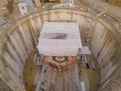 Tunel pod Łodzią. Tarcza Faustyna wyciągana na powierzchnię