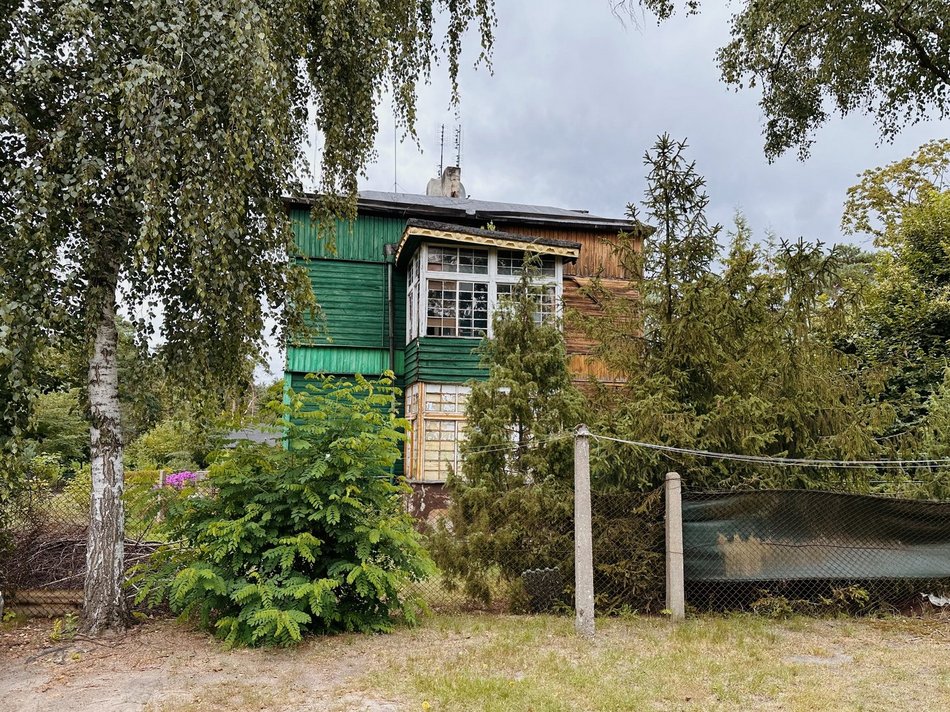 Kolumna-Las, Łask, zabytkowe wille, architektura drewniana