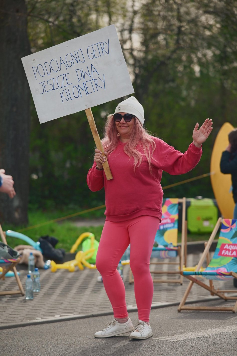 Łódź. Strefa kibica na DOZ Maraton Łódź 2026. Jak Łodzianie dopingowali biegaczy?