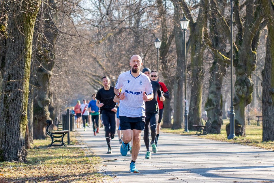 Łódź. Parkrun w Parku Poniatowskiego w Łodzi. Brałeś udział w biegu? Znajdź się na zdjęciach!