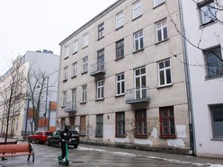 Łódź. Kamienica przy ul. Włókienniczej 17