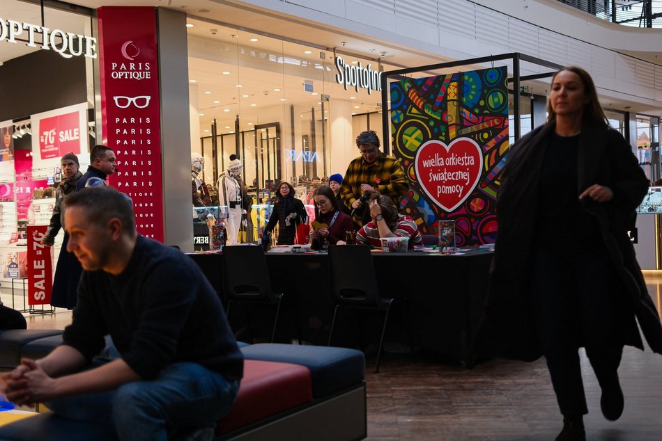 Łódź. WOŚP 2026 w Łodzi wystartował w Manufakturze! Zobacz te wspaniałe motocykle i bolidy