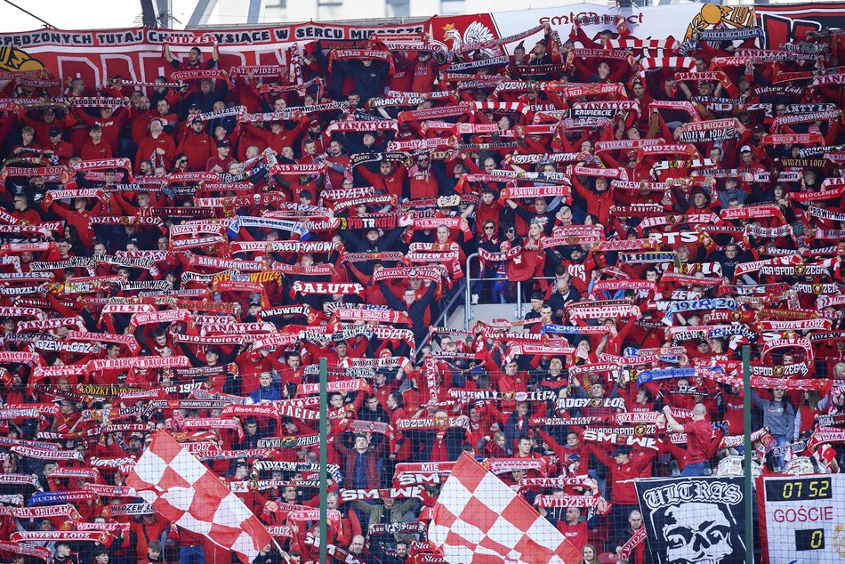 Kibice Widzewa Łódź na meczu ze Stalą Mielec